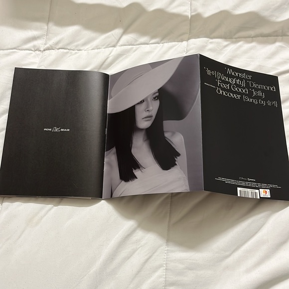 monster album irene & seulgi - Picture 4 of 11